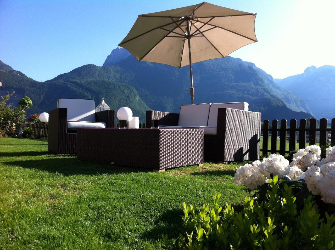 Chalet Happy Family, Secluded Location, 15 Min To Salzburg And Just Short To T Lakes Sound Of Music, Bbq&Bikes&Sunbeds For Free, Up To 14P Golling an der Salzach Zewnętrze zdjęcie